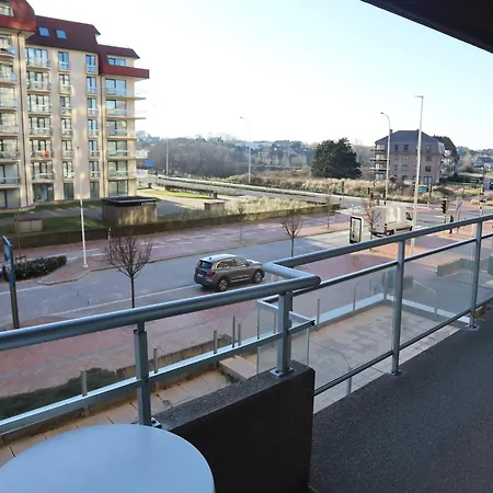 Romantic Coastal Escape, Cleaning Included Lägenhet *